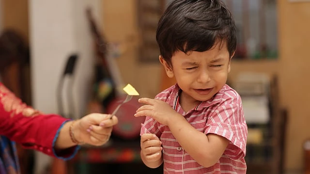 শিশু অসুস্থ হলে মা'দের মনে ভয় কেন হয়? আর কিভাবে সমাধান সম্ভব?